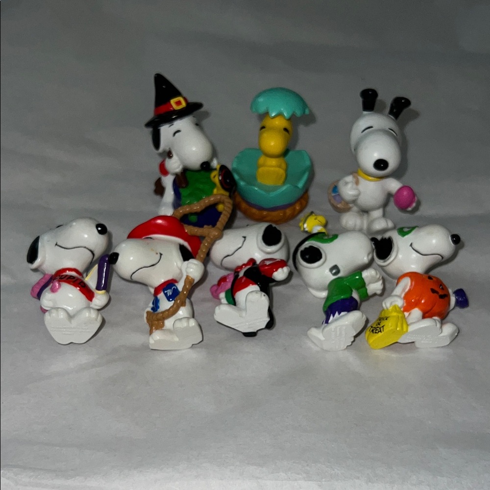 Bundle of Vintage Snoopy & Woodstock Play Figures